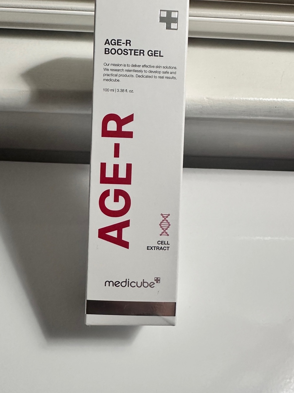 Medicube AGE-R Booster Gel — White with Red Accent